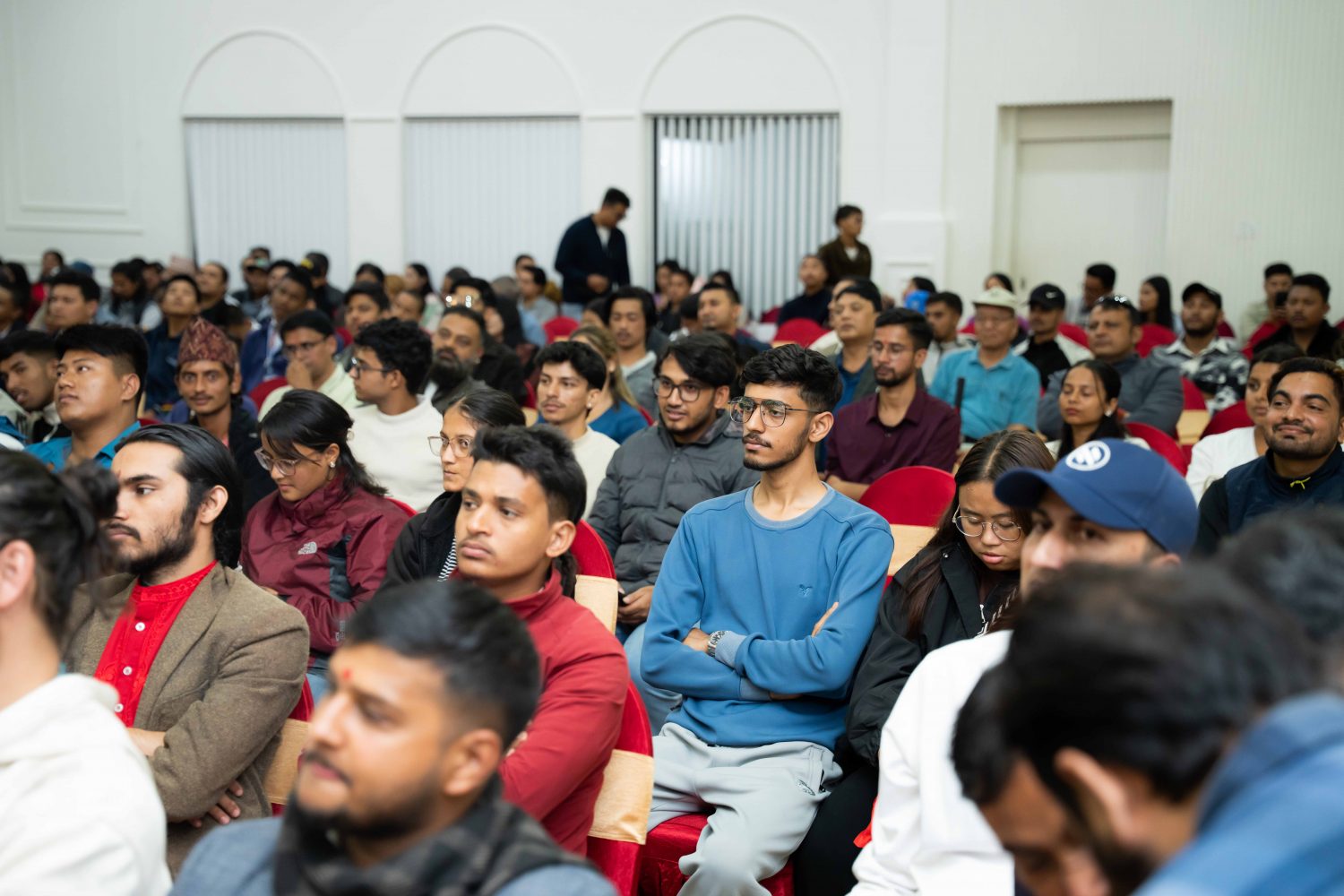 पोखरामा ’फाइनप्रिन्ट फिभर घुम्ती साहित्य उत्सव’