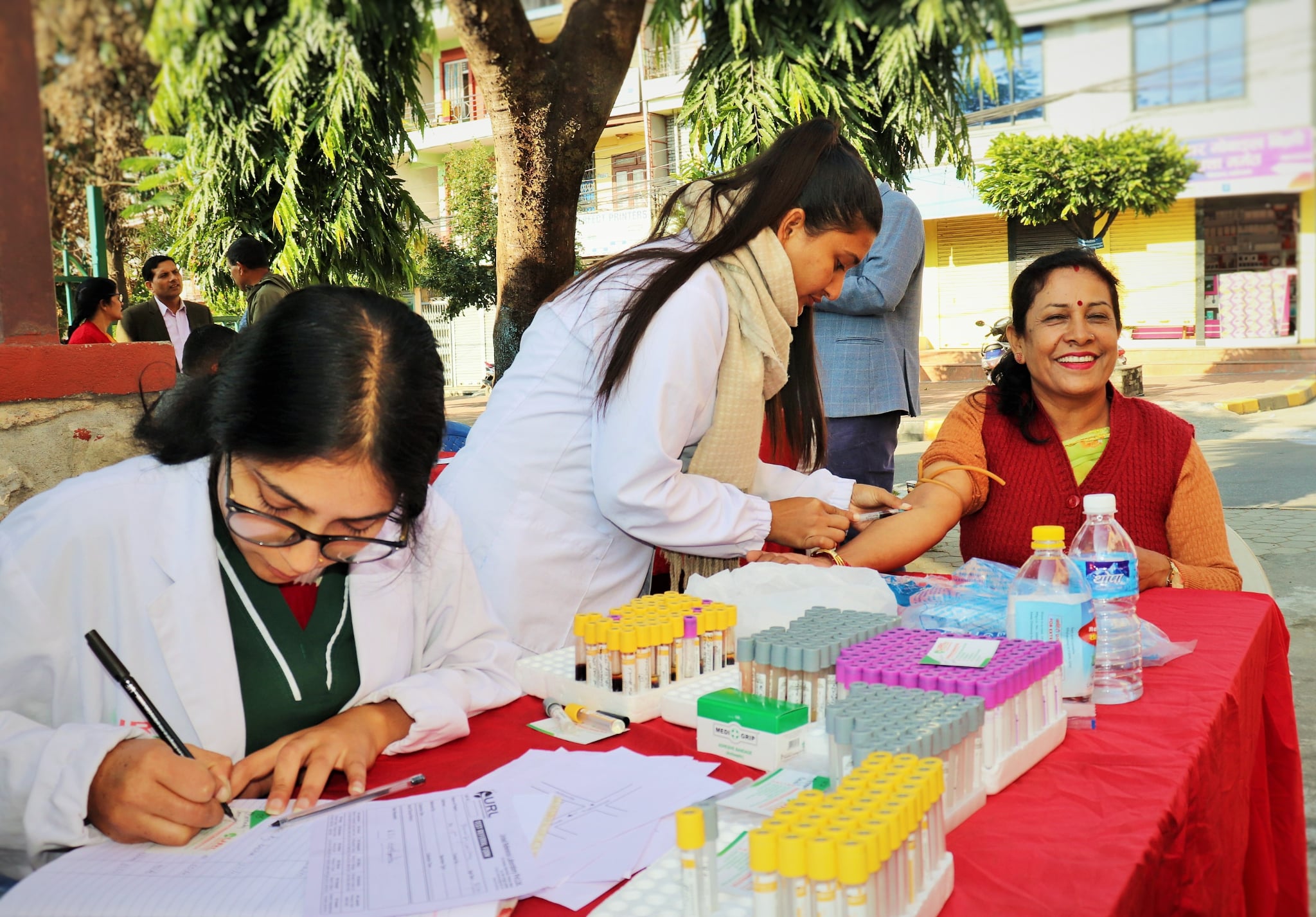 सूर्यचन्द्र विकास समाजद्वारा २०५ जनाको निःशुल्क रक्त परिक्षण