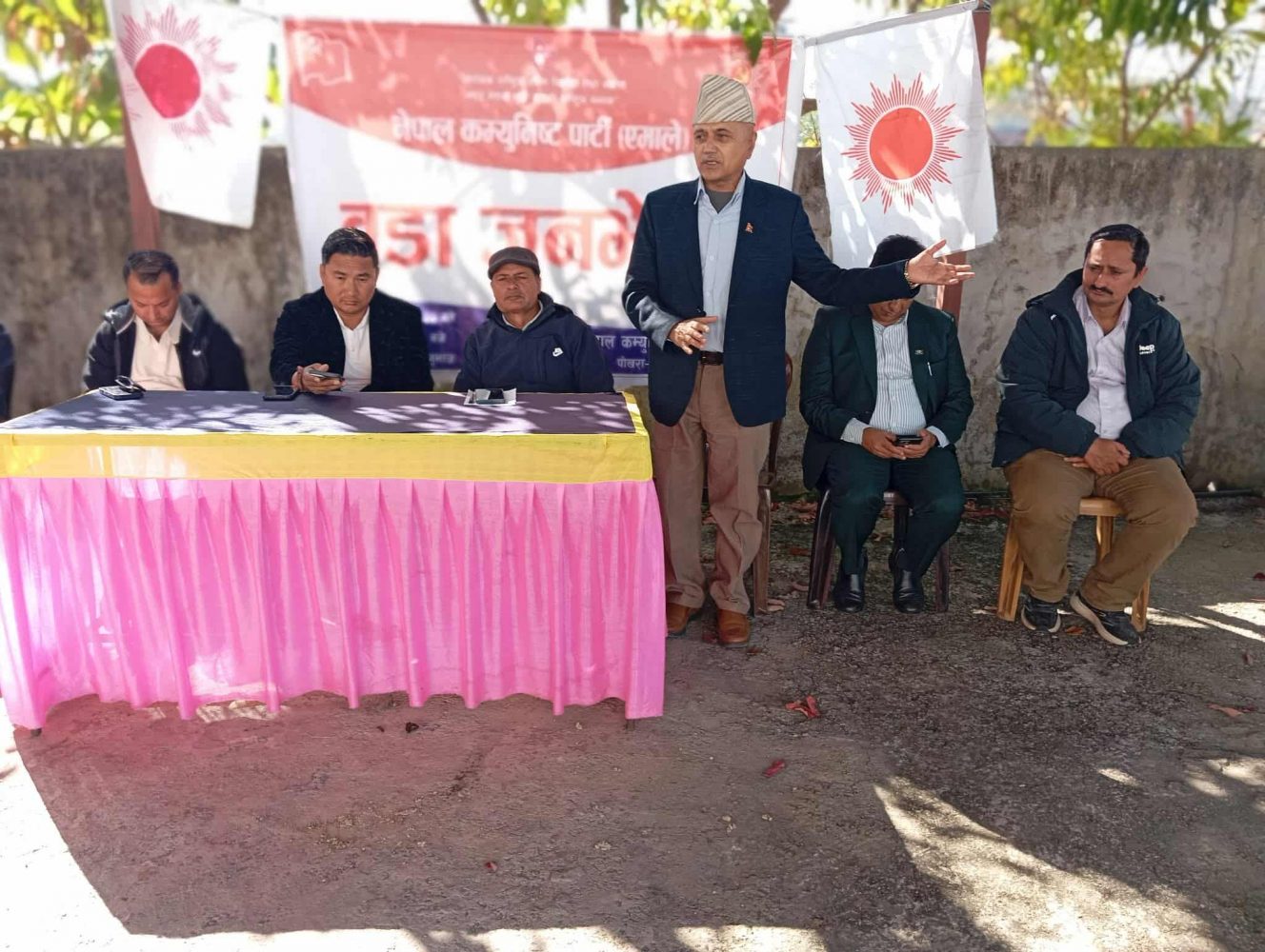 संसद पुर्नस्थापना हुनुपर्छ , यथास्थितिमा निर्वाचन सम्भव छैन : नेता अधिकारी संसद पुर्नस्थापना हुनुपर्छ , यथास्थितिमा निर्वाचन सम्भव छैन : नेता अधिकारी