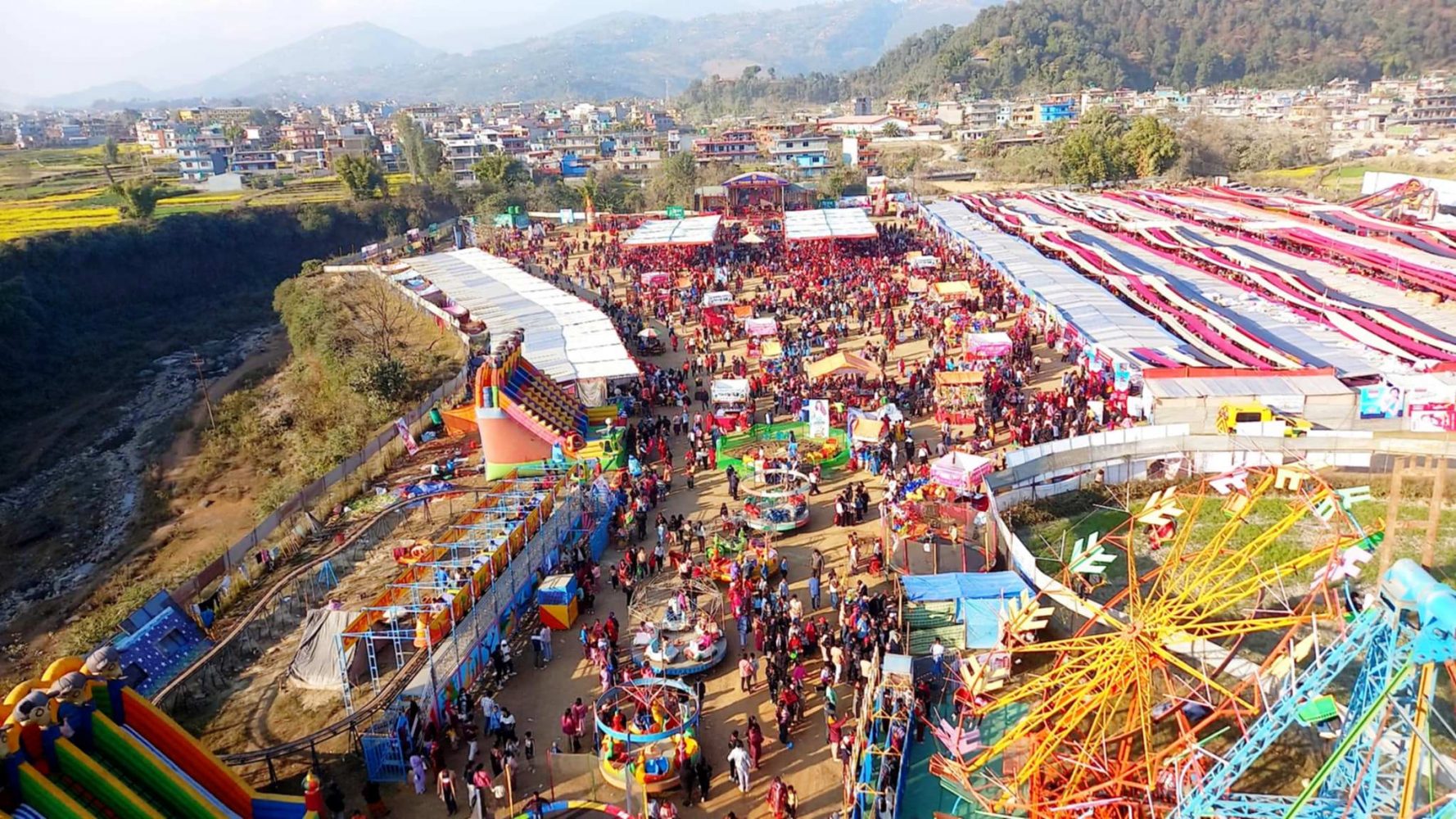 लेखनाथ महोत्सवमा व्यापार बढ्दै जाँदा स्टल सञ्चालकहरूमा उत्साह